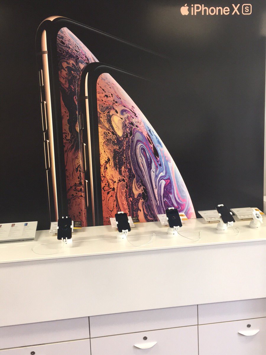 NorfolkAdcomm's tweet photo. Looking for your kids for back to school? Come see us at sprint and we can take care of all your needs on newer devices!!! 

Location: 1710 E Little Creek Road 

#sprint #virginia #norfolk #adcomm #latestnews #premium #plus #unlimited #iphone #sprintcomplete #devices #newitems https://t.co/4a1v04P44O
