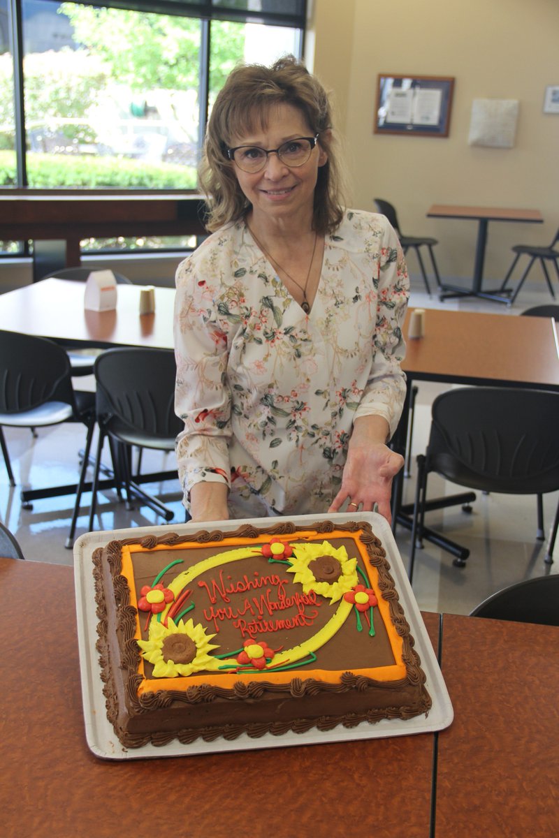 InproCorp's tweet photo. Wishing Mary Longrie a wonderful retirement! Thank you for your dedicated 15 years at Inpro! #inpro #inproemployees #lifeatinpro https://t.co/hqk8y3uTyX