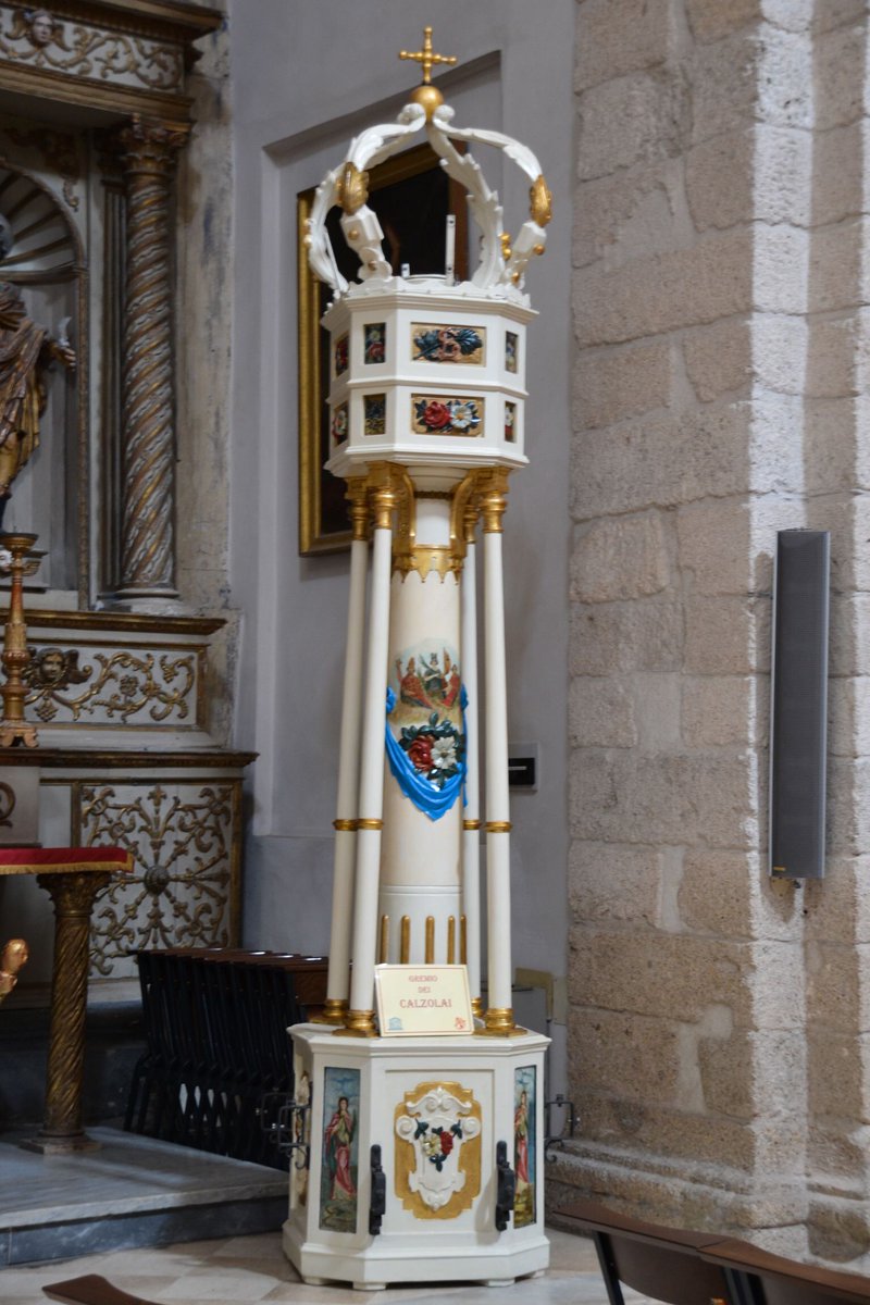 antropomo's tweet photo. Every 14th of August (Yesterday) the Sardinian city of Sassari holds the festival of Faradda di li Candareri. Therefore every year on August 14th 10 giant candles are being carried through the city. Each Candelieri represents an ancient profession like shoemaker and blacksmith. https://t.co/lqD2NyzCq6