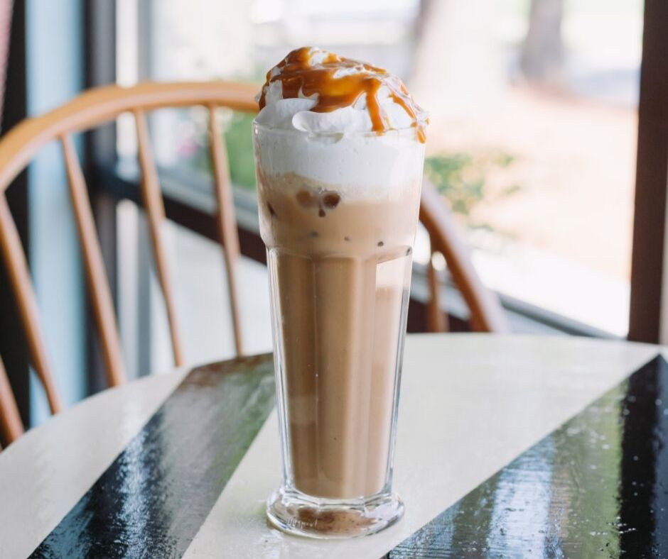 AmeliesBakery's tweet photo. Our Salted Caramel Brownie Mocha is as decadent as it sounds! Dark chocolate ganache, salted caramel sauce, vanilla bean syrup, espresso, whipped cream, the list goes on!
✔️Insiders tip: try it iced for the summer
#icedcoffee #saltedcaramelbrownie #mocha #cltcoffee https://t.co/nGXOhVPeUe