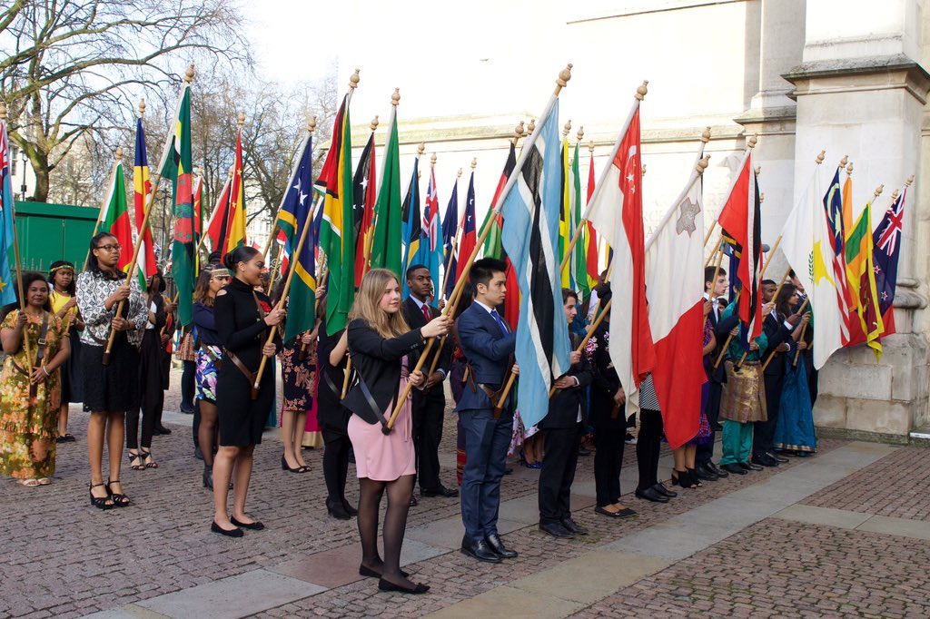 commonwealthsec's tweet photo. Here are some 🔑 #Commonwealth facts:

53 member countries
6 regions represented
Over 2.4 billion people live in the #ConnectedCommonwealth
60% are under 30

What does this mean? Great photos!

Follow us on:
Instagram👉: https://t.co/3RTg6JbTGT
Flickr👉: https://t.co/7Glkkjwgek https://t.co/D1ADSSlSNF