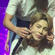 jungkookreally's tweet photo. OH MY GOD OH MY GOD OH MY GOD https://t.co/EAo5d9ORVi