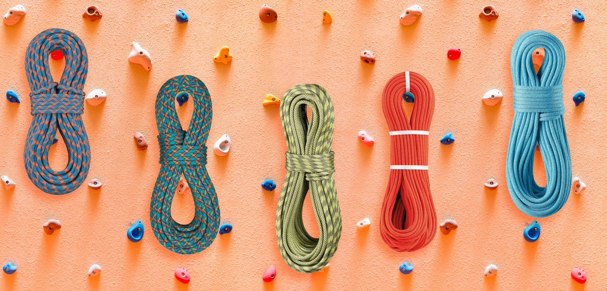 #Climbing is all about falling. And when you're mid-fall, you really want to trust your rope. Check out our 10 favorite ropes: ravereviews.org/gear/best-clim…
Want the TL;DR? Here are our top picks:
Best Overall: <a href="/SterlingRope/">Sterling</a>
Best Thin Rope: <a href="/bealropes/">BEAL</a>
Best Thick Rope: <a href="/BlueWaterRopes/">BlueWater Ropes</a>