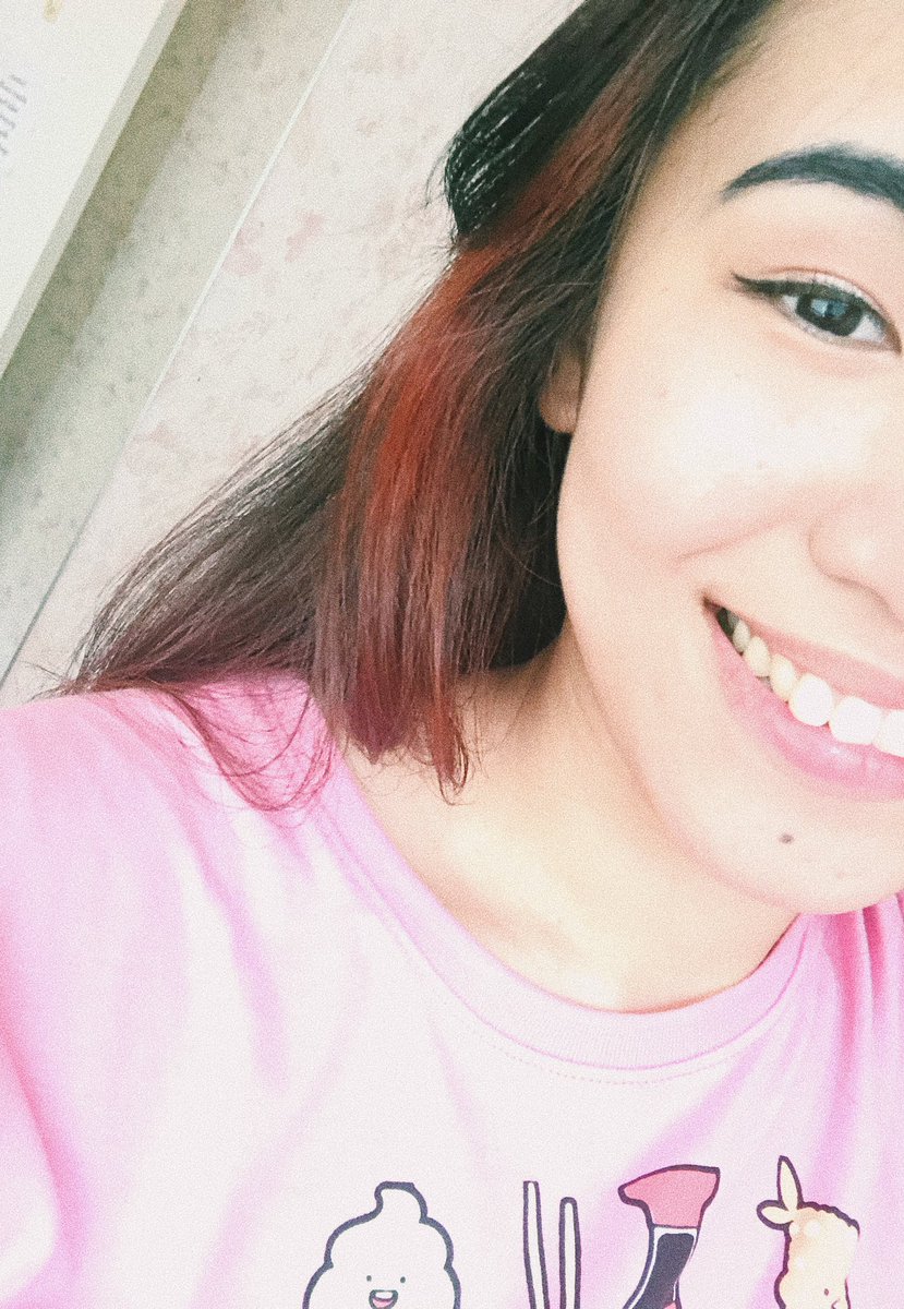 abefeisu's tweet photo. I dyed my hair Burgundy ♡ 
#hairstyle #BeautifulDay #RedVelvet (🤷🏻‍♀️😂) #ヘアカラー https://t.co/NIrtp4jYVx