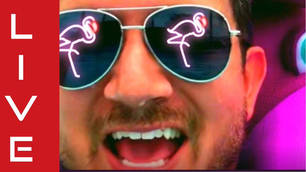 LittleCFamily's tweet photo. Come Hang out! Make a friend! Power Hour! LIVE https://t.co/mqeuAMi0mN https://t.co/GZtJ86pkN3