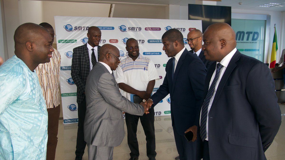SMTD_SA's tweet photo. Visite du Directeur Général de la Météo-Mali, M. Djibrilla MAIGA, à la SMTD-SA https://t.co/G0FykxJoDn