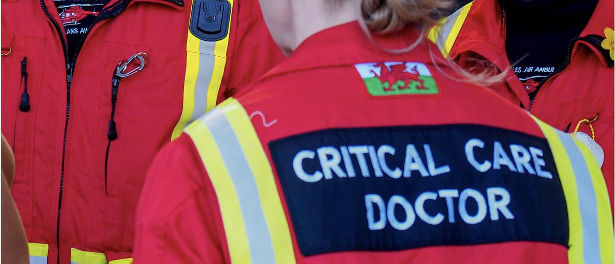 EmrtsWales's tweet photo. JOB - We are recruiting Critical Care Doctors to work with Wales @air_ambulance. (Closing date - Wednesday 28th August 2019). 

More info via https://t.co/0og7it2aMq https://t.co/uXeY3Ek73M