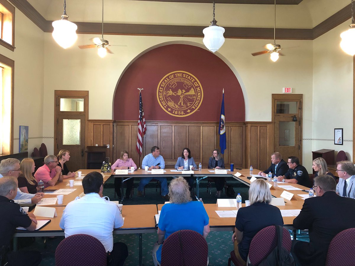 Flooding has hit MN river towns hard - from delayed planting & shipping for farmers to damaged homes. Thanks to the dedicated leaders who came to Hastings today to discuss how we can work together at federal, state, & local levels to keep our communities safe from future floods.