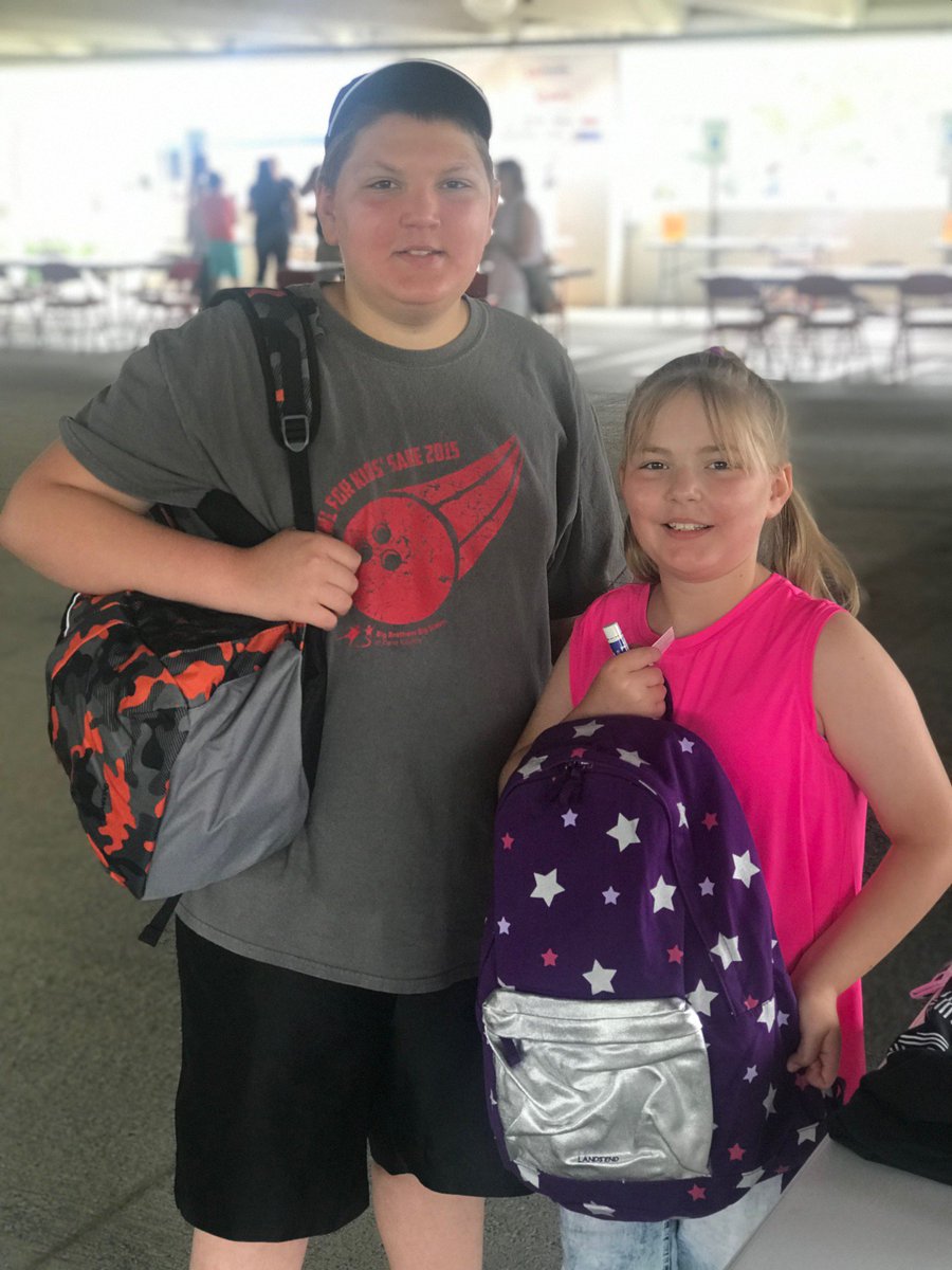 BBBSDaneCounty's tweet photo. Bigs, Littles and their families had a blast at our Back-to-School event! Thanks to our generous donors, sponsors, partners and volunteers we were able to provide the youth in our program with school supplies. Now who’s ready for the new school year? #BacktoSchool https://t.co/bTkSs9UUoT
