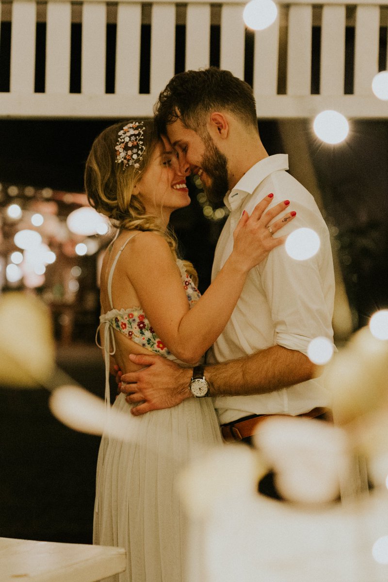 OH MY GOODNESS. Our real bride Asia wearing her stunning bespoke Bianca Headdress. She chose a matching bracelet too in blue and pink flowers to match her pretty embroidered gown. 
Photography by mwjackiewicz Photography