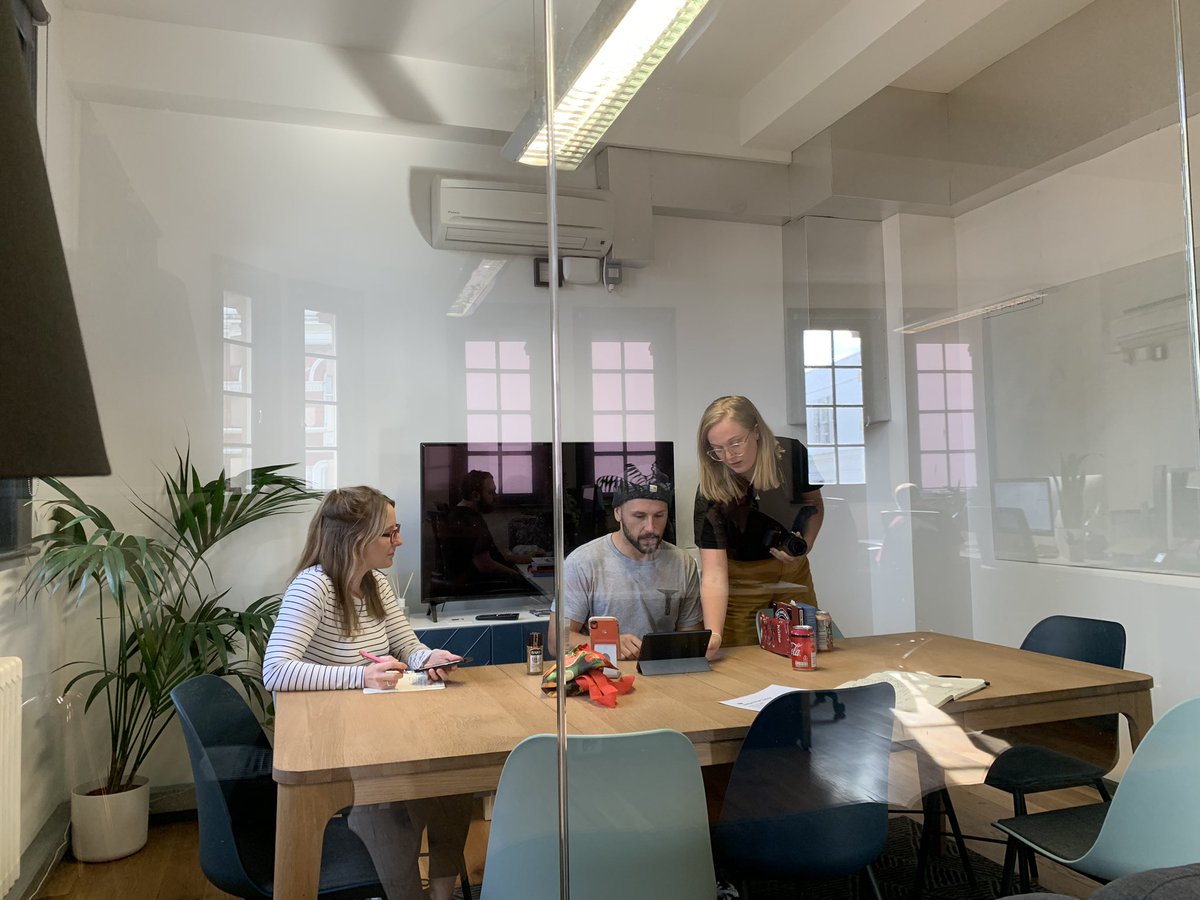 InktrapDesign's tweet image. User testing is happening 🛒😮 #usertest #selfservice #unexpecteditem #uxdesign