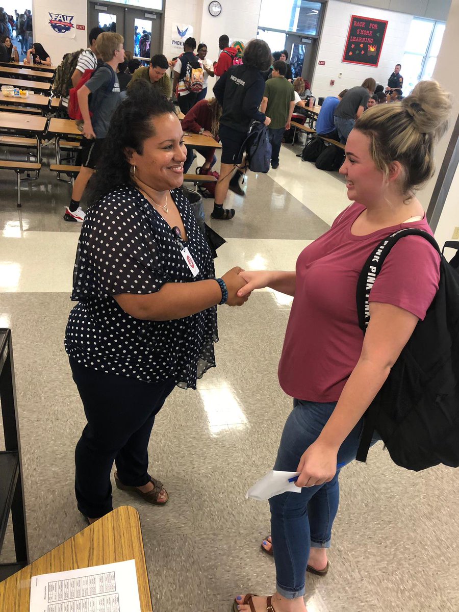 LGHSOfficial's tweet photo. #AVID students introducing themselves to LG admin, identifying themselves as #AVID students and offering to assist students and teachers around school! @principalRVann @PolkSchoolsNews @POLKAVID 💛💙 https://t.co/PsJpiXPBP9