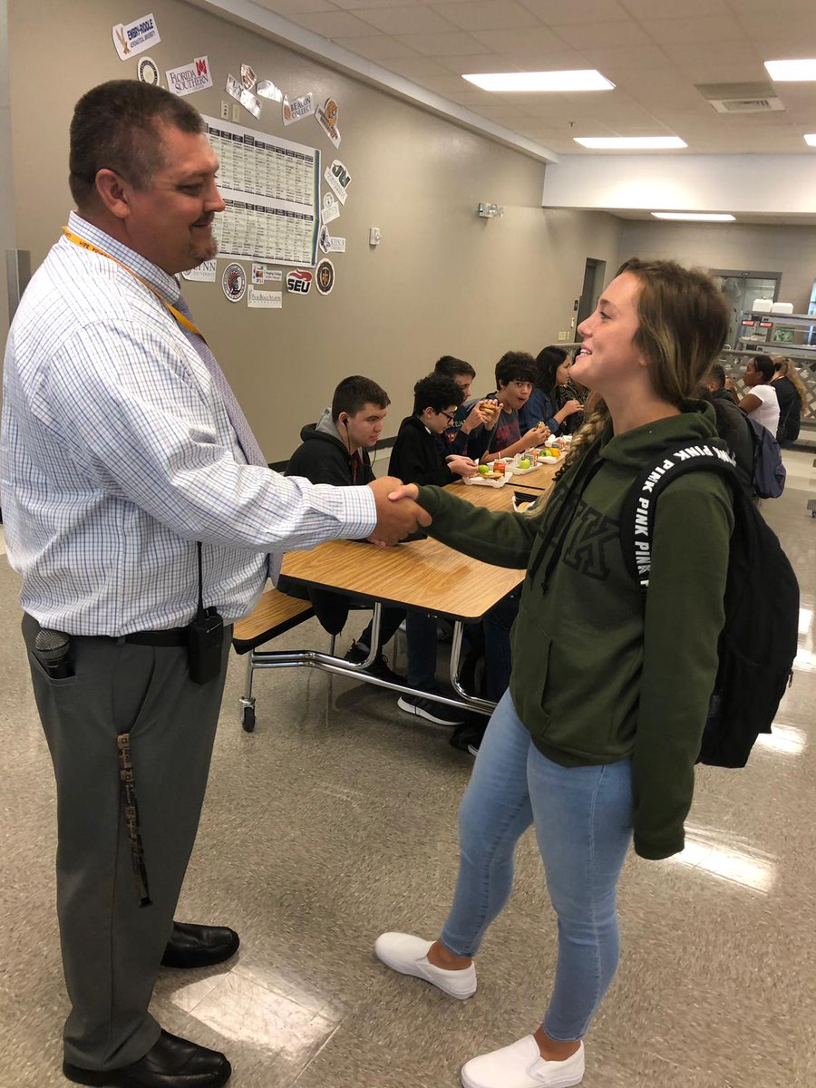 LGHSOfficial's tweet photo. #AVID students introducing themselves to LG admin, identifying themselves as #AVID students and offering to assist students and teachers around school! @principalRVann @PolkSchoolsNews @POLKAVID 💛💙 https://t.co/PsJpiXPBP9