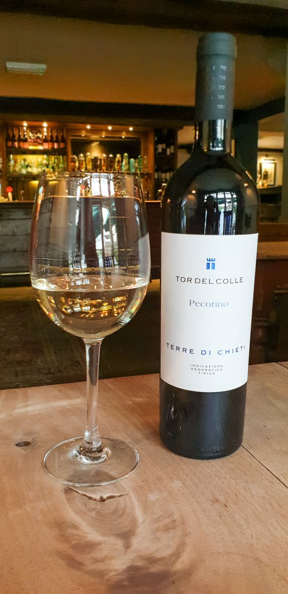Thirsty Thursday 
Its almost the weekend so why not start now and
Enjoy a bottle of wine, a gin &amp; tonic or a few pints with us
.
#thirstthursday #countrypub #publife #beergarden #wine #pecorino