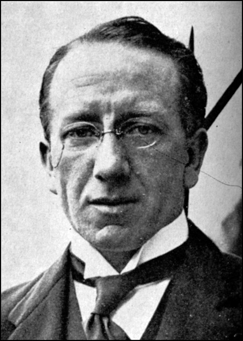 Seán is Irish of John, which is Hebrew for "God's gracious gift" or "YHWH has been gracious"/"graced by YHWH". Introduced into Ireland by Anglo-Normans who spelt it Jehan. In 16th C, Shane O'Neill famous for victories against Elizabeth I. : Keating, Ó Riada, O'Casey, T. O'Kelly