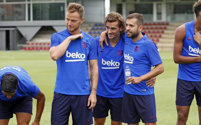 Rakitic, Griezmann y Jordi Alba, en la última sesión del Barcelona (Foto: FCB).