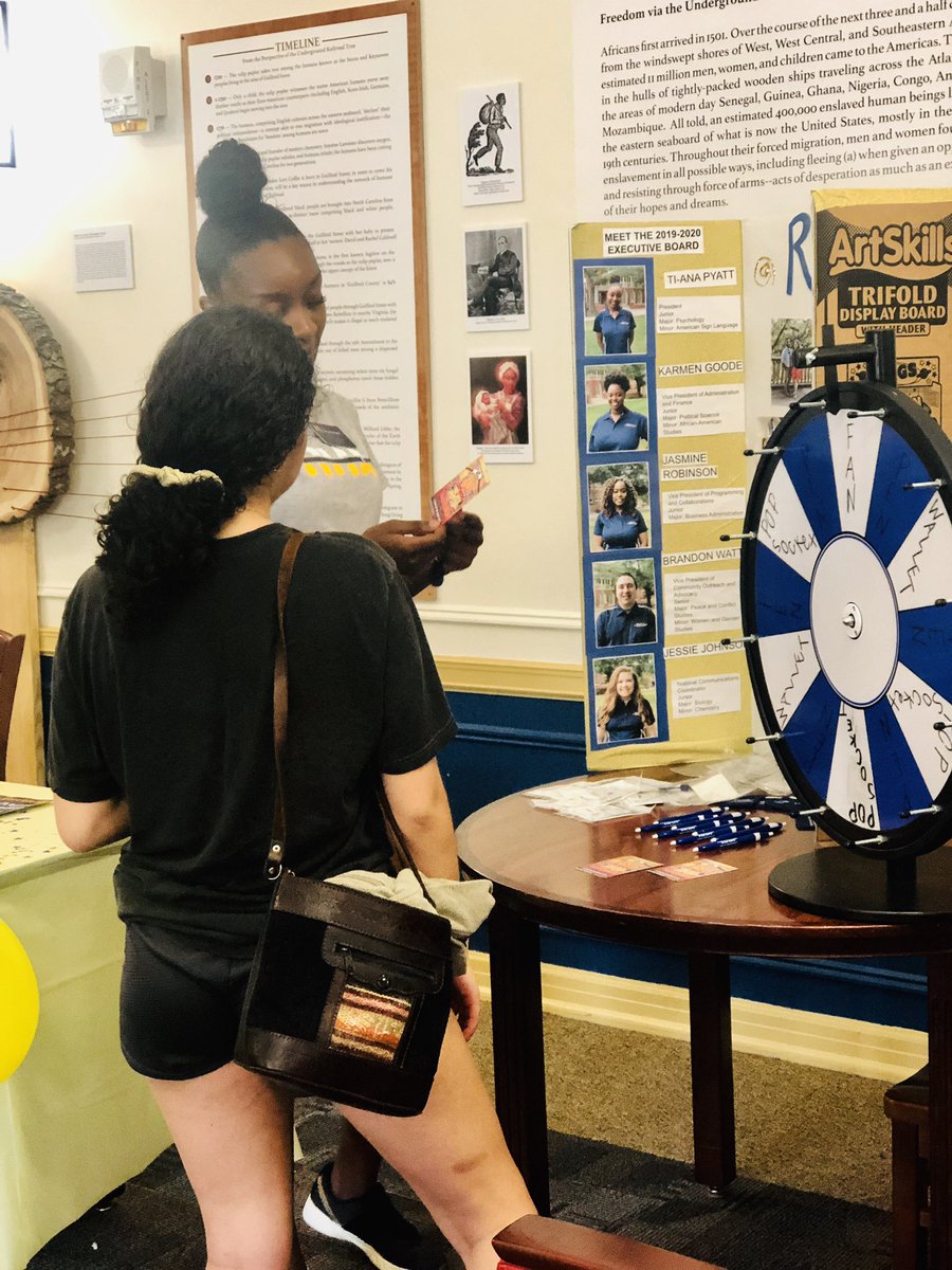 <a href="/UNCGRHA/">UNCG RHA</a> President Ti-Ana Pyatt is about her business when it comes to student leadership but she’s spending some game time with the new residents of @UNCGHonors North &amp; South Spencer #UNCG #UNCGWay #FindYourHomeHere #Back2UNCG #UNCGRWW #UNCGMoveIn <a href="/UNCGHRL/">UNCG HRL</a>