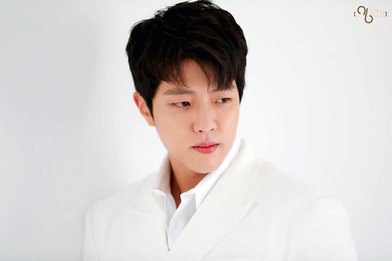 sungyoliw tweet picture