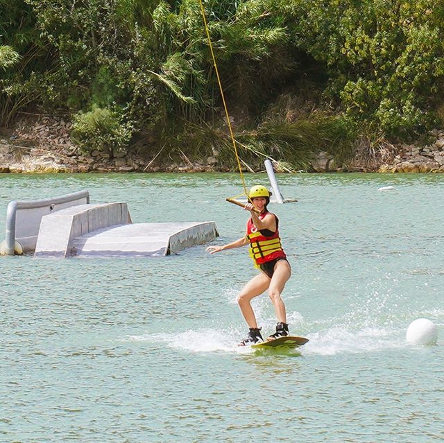 vonadventures's tweet photo. I did a 360 degrees turn at wakeboard today! 😃😍 Getting better! 💪
.
.
.
.
#aktivejenter #sprekejenter  #sprekhverdag #france #marseille #montpellier #monteux #traveling #camping #activeholiday #activeinfrance #activetravel #activetraveler #girlswhowa… https://t.co/TPqV9Y3pAw https://t.co/DMqcuUnyac