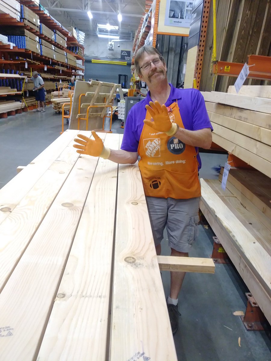 litkod's tweet photo. Great Job Doug #42. Thank your wearing proper PPE "Gloves" while pulling lumber. Sells the order and pulls the order. Safety, Customer Service, and Teamwork! Thank you! #198SUMMERSAFETY @ChrisB_d198 @DeatonKrissy @BlankenshipSB @JasonBallDM198 @WerneckeNickie @MikeCaplinger1 https://t.co/cXab4Vmdzd