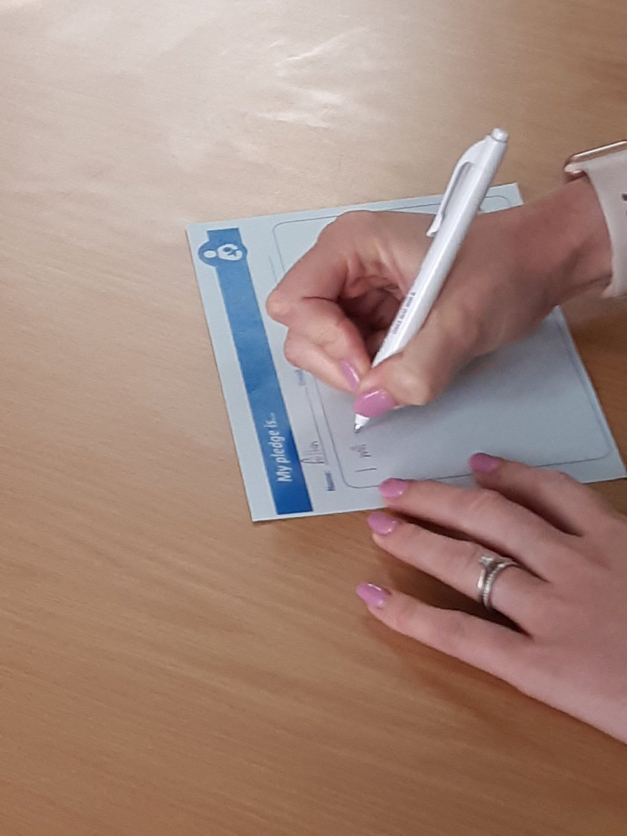 phylliswintersx's tweet photo. @GillMcMill could be a hand model . Continuing the improvement and keeping the momentum . Writing the pledges #MatExp #ScottishMatExp
@whoseshoes @FinlayBlair @Gardnersteph2 @justine_mw @Donnabrough79 https://t.co/Mw9sy770FZ