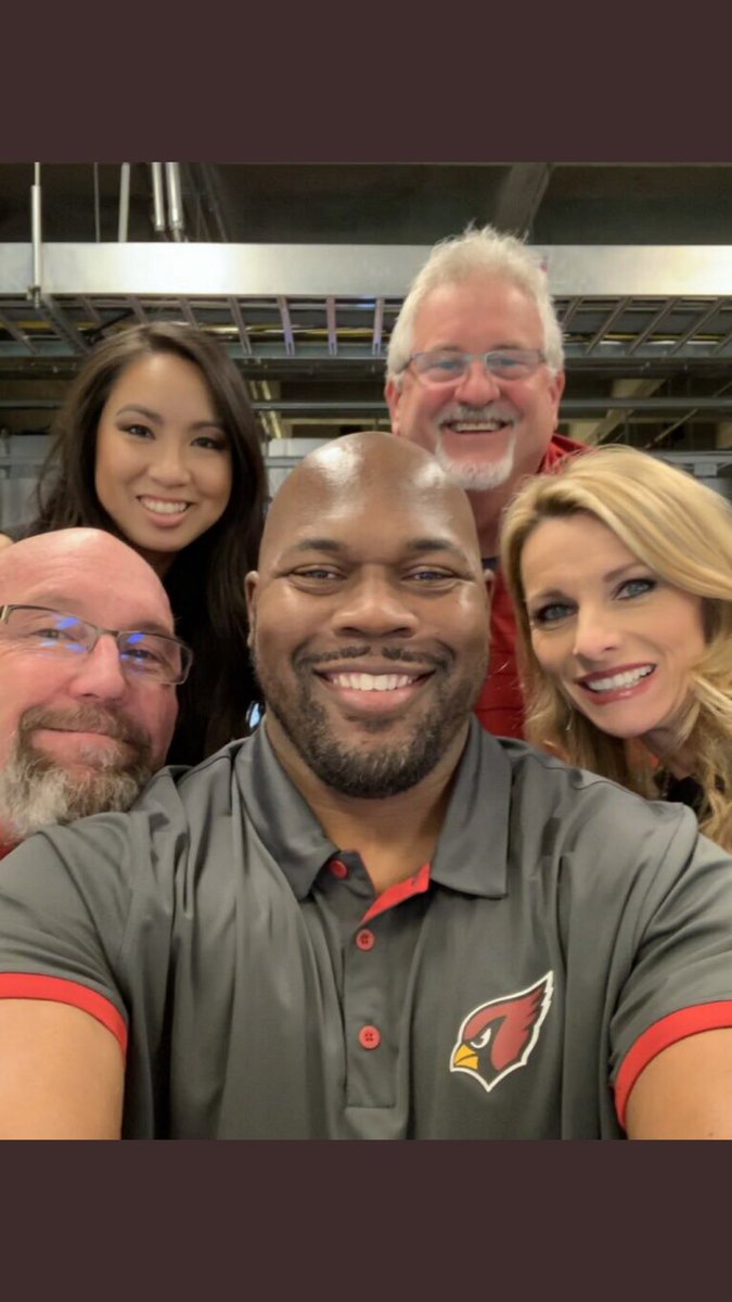 Jody_Jackson's tweet photo. Happy b day to ⁦@btrain92⁩ ⁦@TrainsStation1⁩ who wears a lot of hats including our gameday #CardsOT selfie taker! Love you B have a great day! https://t.co/CmmvwysEIB