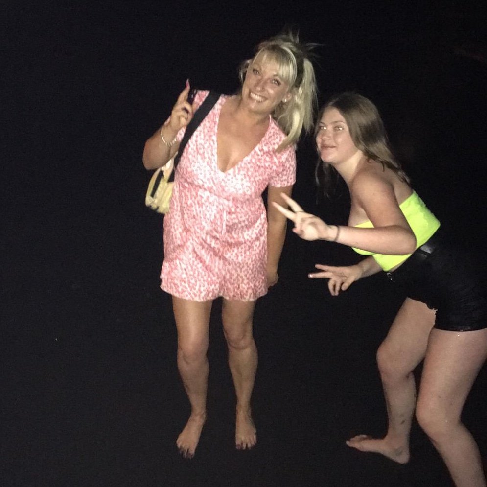 lkennedy665's tweet photo. Fun at night 😍😍😍 @,tenerife https://t.co/MENmN3c2Ky