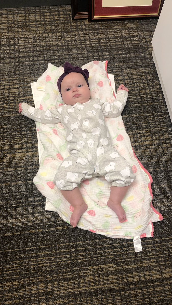 EricaMStocks's tweet photo. Had a childcare emergency yesterday so the little one had to hang with me for the AM. It was hectic - trying to manage her, constant flow of students, and answer emails, but somehow we managed. (Thank goodness for Daddy who came and picked her up.)
#SAmomlife #SApro #SAmom https://t.co/eYjGERDnUy