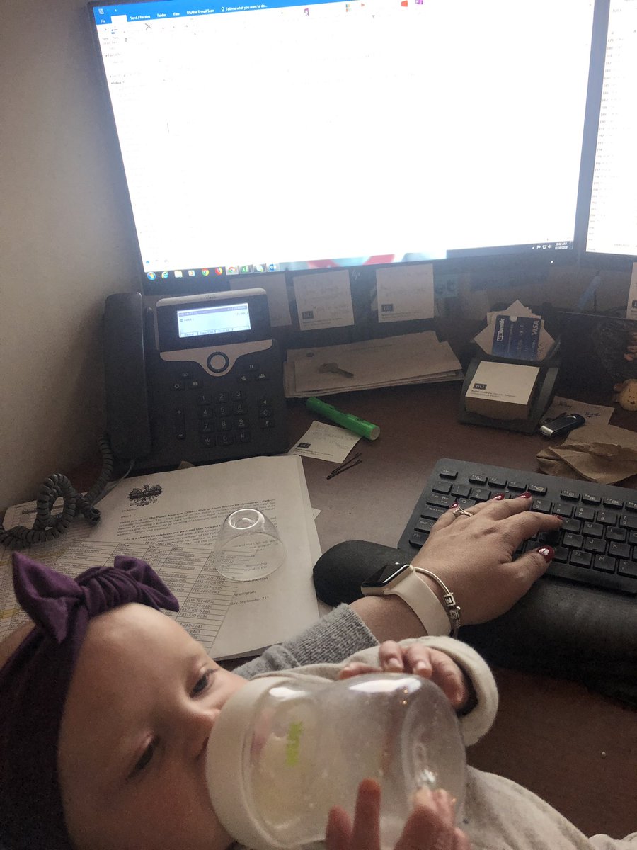 EricaMStocks's tweet photo. Had a childcare emergency yesterday so the little one had to hang with me for the AM. It was hectic - trying to manage her, constant flow of students, and answer emails, but somehow we managed. (Thank goodness for Daddy who came and picked her up.)
#SAmomlife #SApro #SAmom https://t.co/eYjGERDnUy