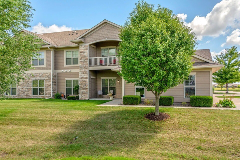 nygren_cbdsm's tweet photo. Why rent when you can own for less? Two new listings on the north side of Ankeny !! Affordable, easy living in these maintenance free townhouses 🤭🏡 check out the full listing here...

https://t.co/nIcSk8B2l3 https://t.co/GQov3vWJRQ