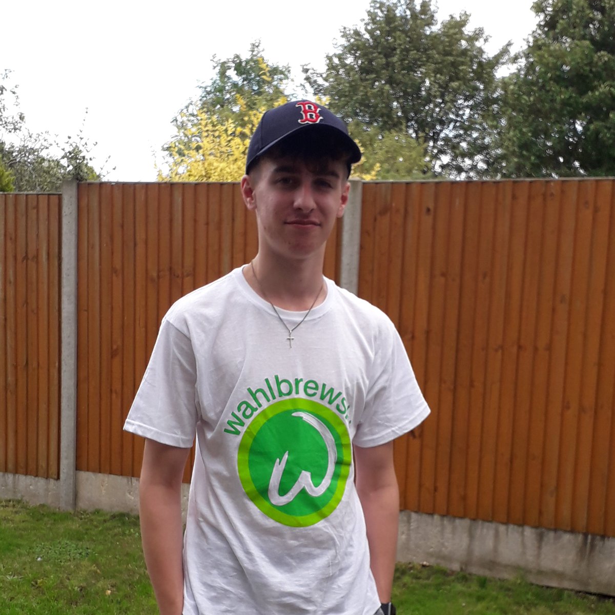 JaB76's tweet photo. @Wahlburgers @DonnieWahlberg  My son proudly wears the Wahlbrewski top he got from Wahlburgers London last week. #wahlburgers #Wahlburgerslondon https://t.co/6cdJx9asXE