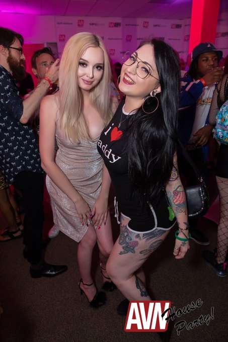For #throwbackthursday let us journey ALLLLLLL THE WAY BACK to the #AVNHouseParty! Get it, cause it wasn’t