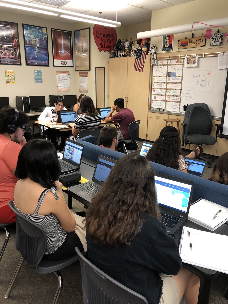 Dr_Barile's tweet image. .@mrlanguagearts Senior English Class getting prepared for their upcoming unit #Cen10 #CNUSDFutureReady #TechGrit #DigitalLearning @Cen10Huskies