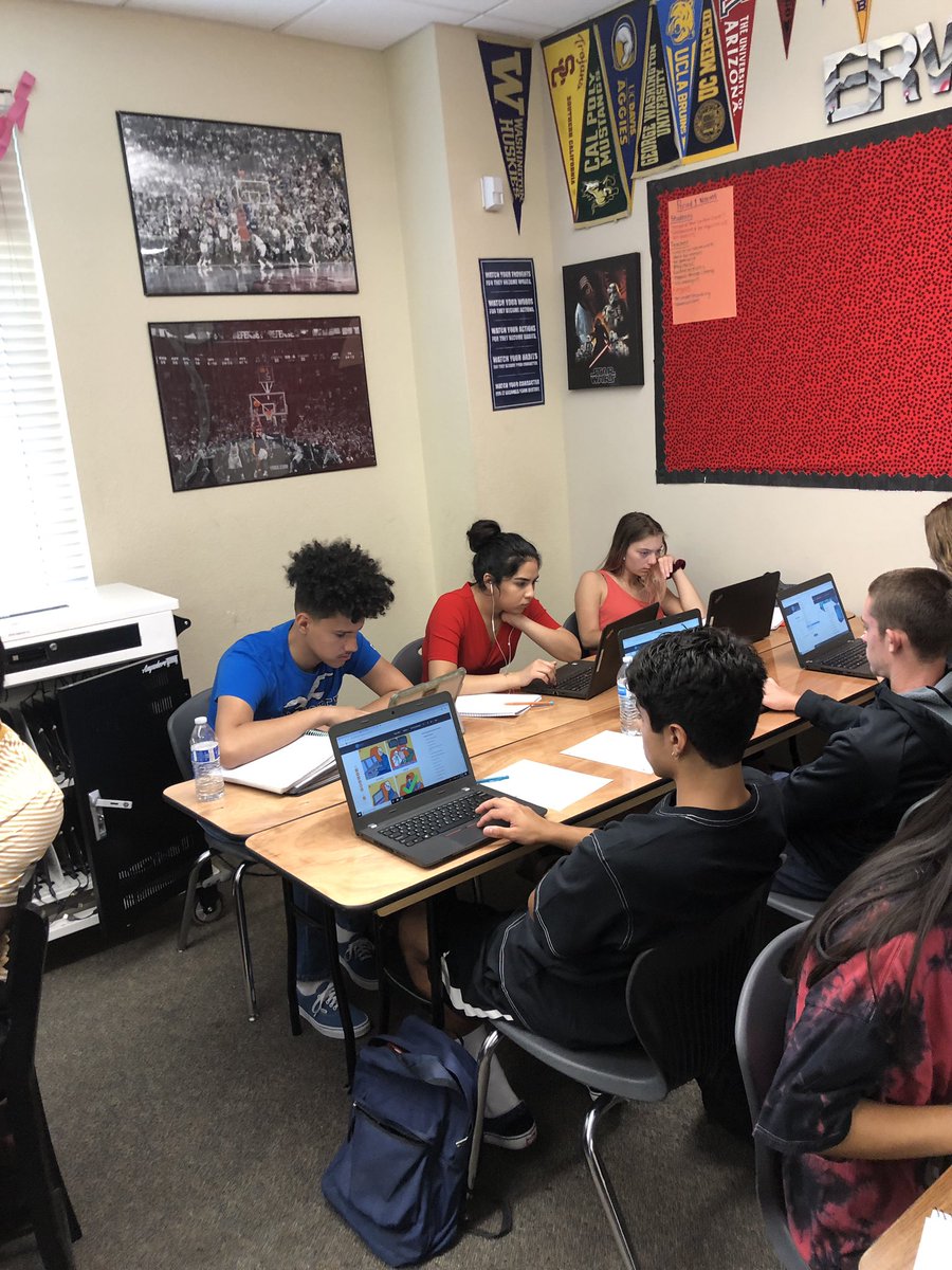 Dr_Barile's tweet image. .@mrlanguagearts Senior English Class getting prepared for their upcoming unit #Cen10 #CNUSDFutureReady #TechGrit #DigitalLearning @Cen10Huskies
