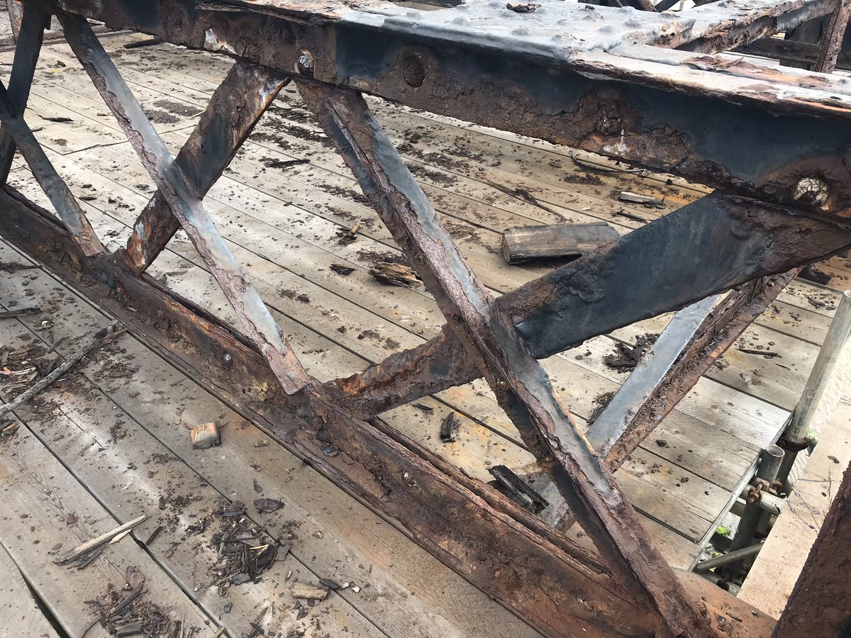 NeilTheEngineer's tweet image. Out with the old and in with the new! Queens Pier, Ramsey, #iom. New bay 1 steelwork installed on this historic pier. Originally opened in 1886 &amp;amp; designed by Sir John Coode. #engineering