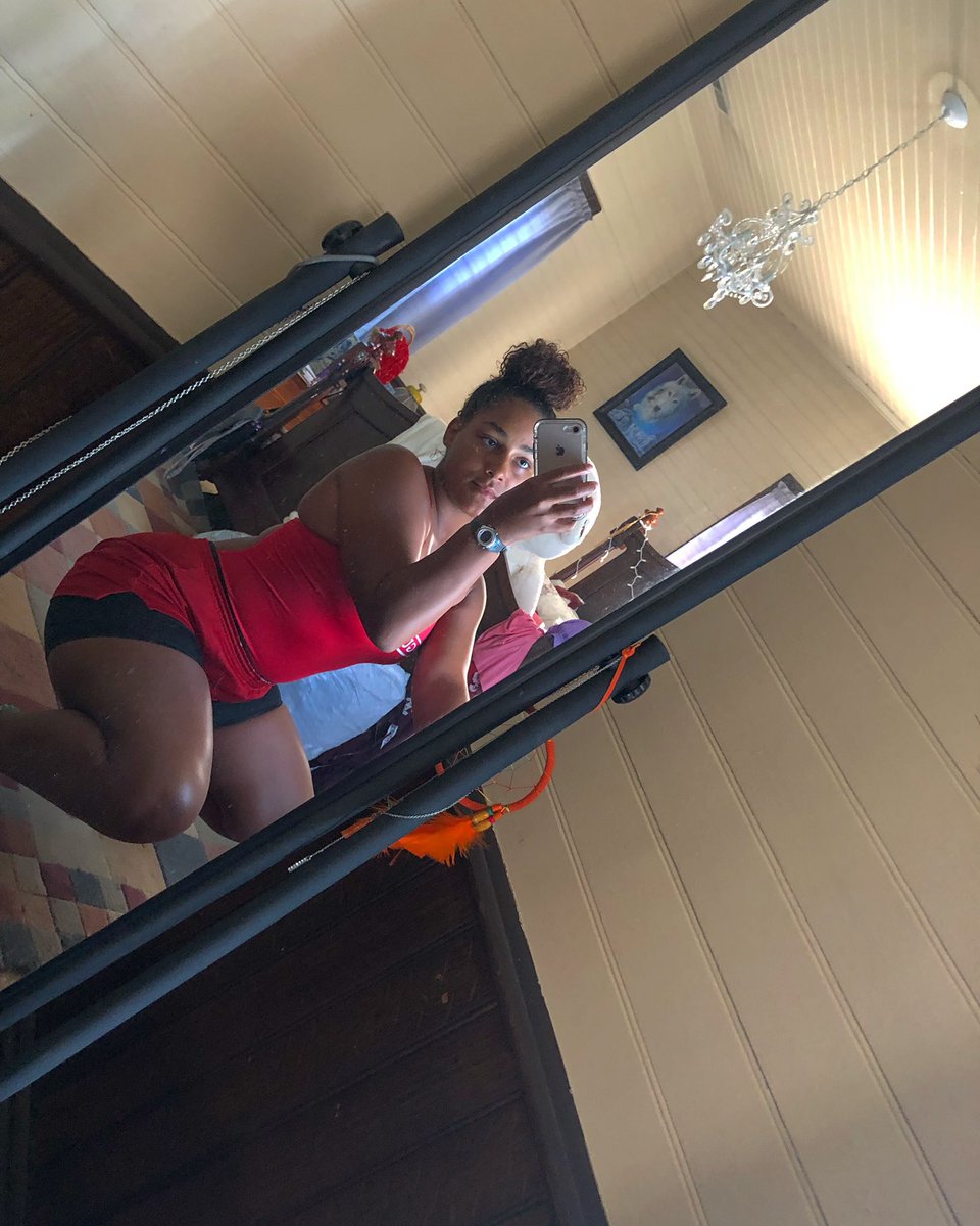 ThaRealKdon's tweet photo. #lifeguardsummer ๐ฉ๐ https://t.co/2kmr2UxEyB