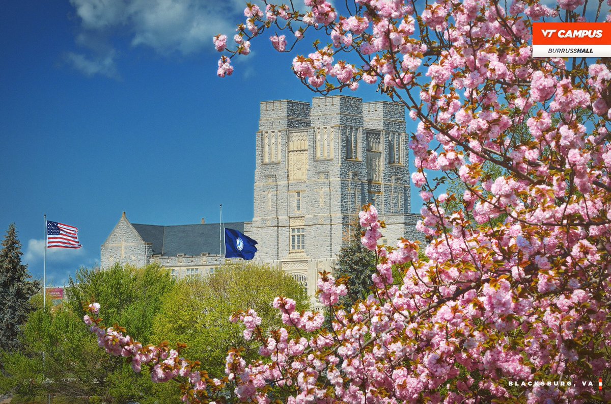 coach_Z_jumps's tweet photo. I am truly blessed to live and work in such a beautiful place. #HokieNation #ThisIsHome #vttrack #virginiatech https://t.co/QYi5kUoMvJ