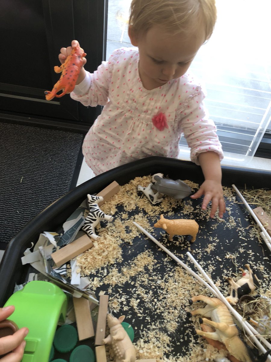 still_kel's tweet photo. Our newest member has been enjoying exploring the sensory materials in our small world scene this week. We have been reading one of our favourite books ‘Dear Zoo’ and learning about the animals within the story. 📚🐒🐍🦒🐸🐘🐪#DevelopingImagination #earlyyears @DearZooLive https://t.co/3aexgo0boQ
