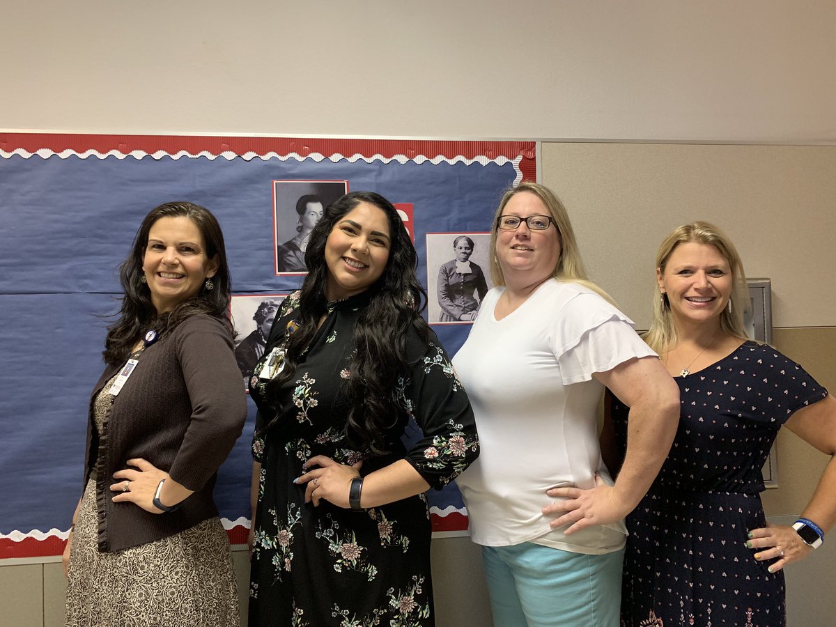We’re ready for a fabulous school year at #mycpms! @ELASeelig <a href="/CourtrightJ/">Jeanette Courtright</a> @LoriSolomonMath #1LISD #8thgrade