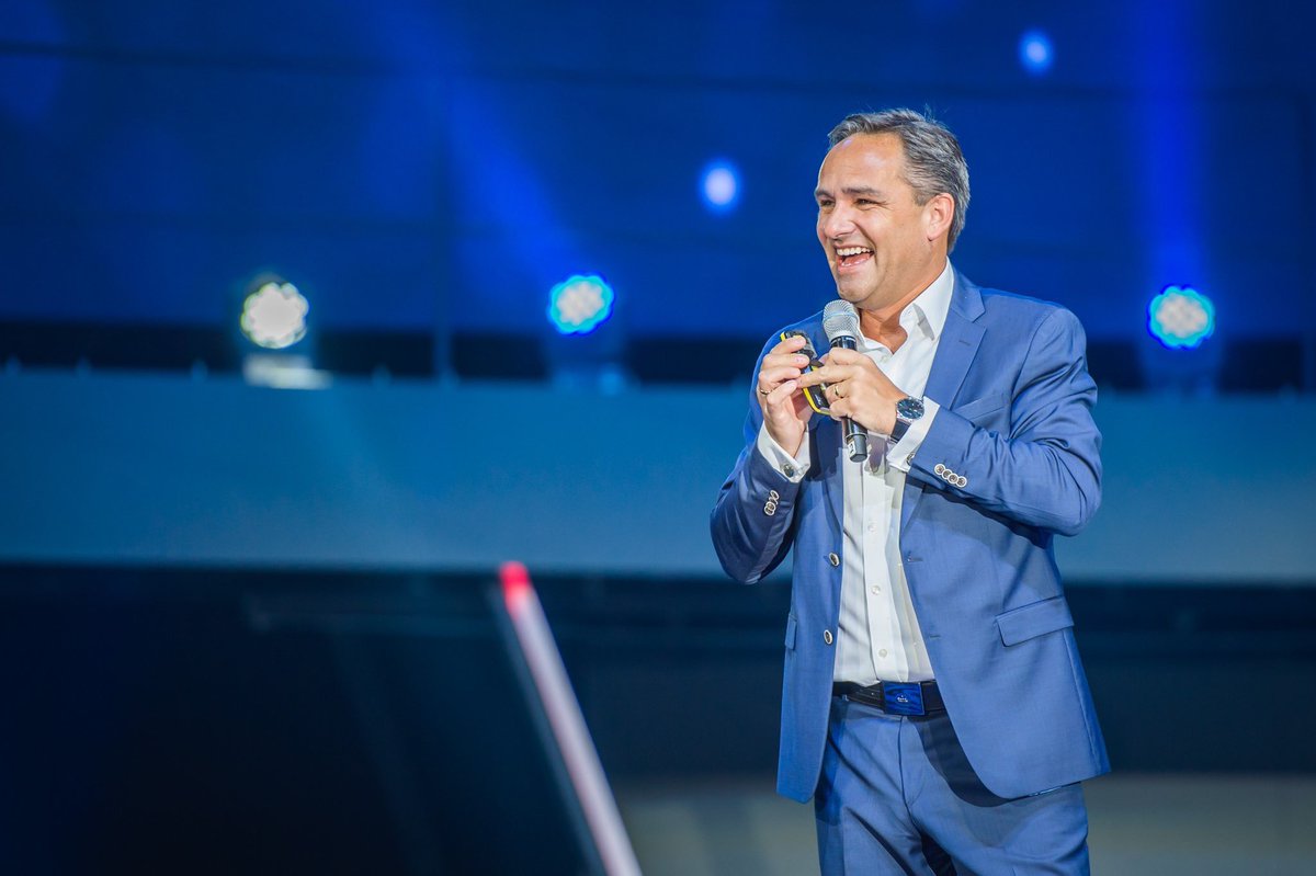 Such an inspirational talk by the group president <a href="/steinovefenne/">Stein Ove Fenne</a>. We forget to smile and say thank you. Just simple words but means so much more. #stepitup #avroyshlainsouthernafrica #salescelebration