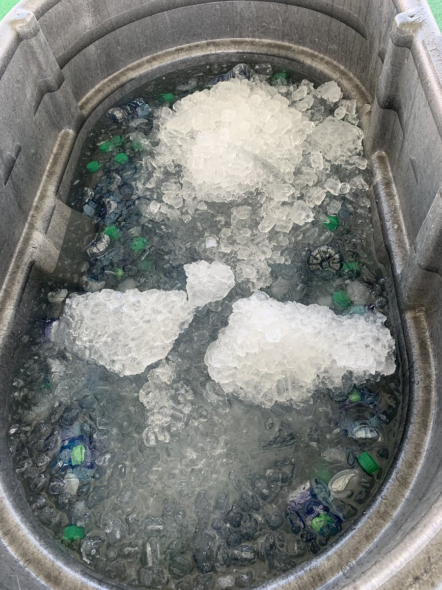 OUemergencyprep's tweet photo. Beating the heat with @OU_HRL on #OUMoveIn19 #OUSafe https://t.co/PofPAfhTtZ
