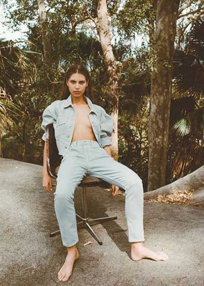 We're plunging the depths of denim production and the brands that are working to make it more sustainable.
thevendeur.co.uk/turning-blue-d…
#sustainablefashion #sustainabledenim