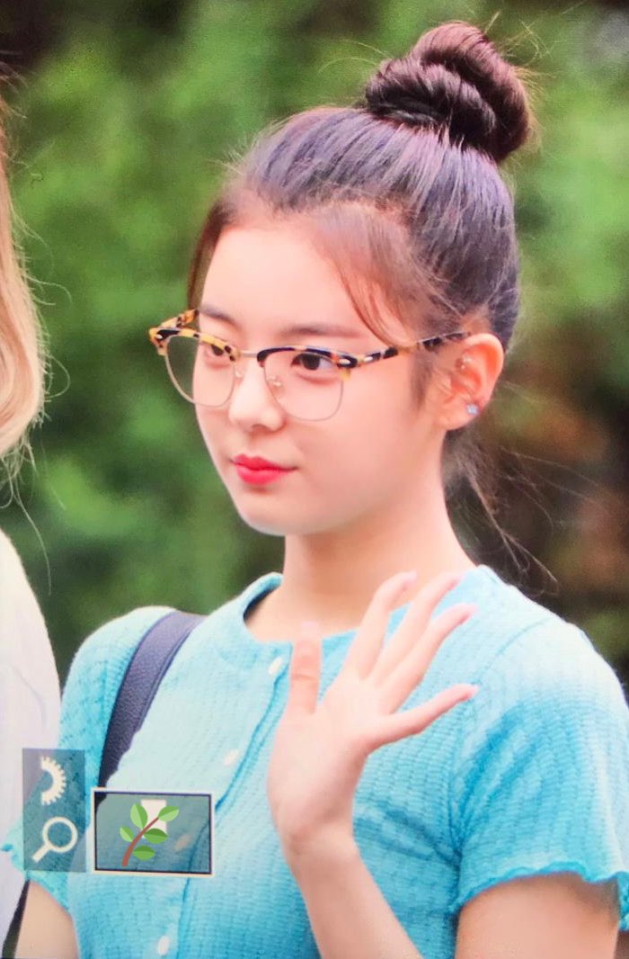 MintCandy_LiA's tweet photo. 190816 뮤직뱅크
#있지 #ITZY #리아 #LiA
@ITZYofficial https://t.co/6wWZCbhR8Q