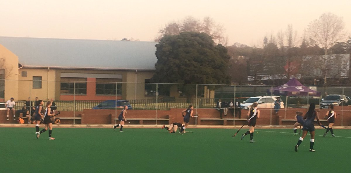 TamrynEDST's tweet photo. @CranbrookSch another day of matches and students off to their hosts for one nights billets....just love when two countries unite and become friends @edwindoransport #experiencechange https://t.co/1HL1OKZ4Ts