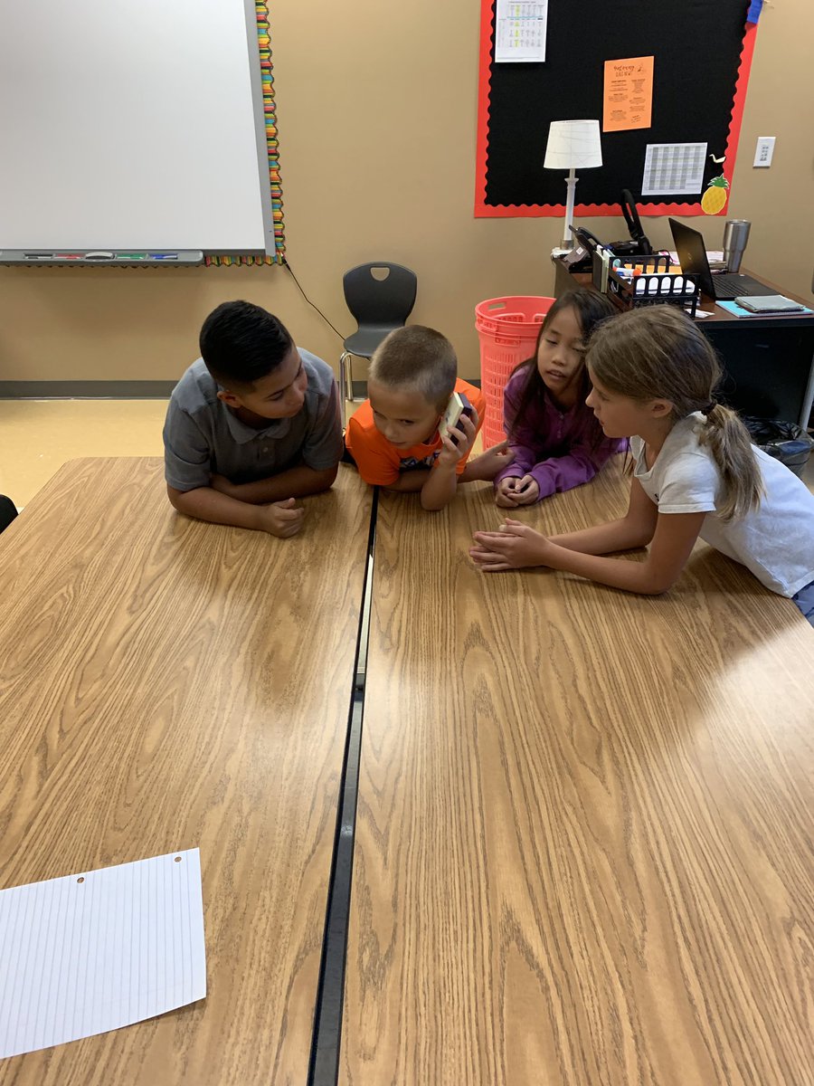 SuzanneMaxwell7's tweet photo. Want to drive your S’s crazy? Have them predict what’s in a box but never tell them what’s inside!! Scientists have to make observations and inferences without anyone to tell them the answers. Let’s discover new things this year!! Wake up your curiousity!! #AlohaAlton https://t.co/unIuI1OylI