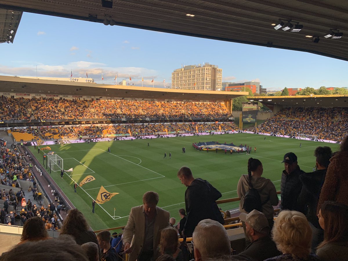 FarenheitDP9's tweet photo. What a night 🐺⚽️2nd European night and a dominant 2nd half display by #wwfc nice to see some of the other players get minutes and some great finishes #nextroundbound #EuropaLeague https://t.co/MqvFEaHt6w