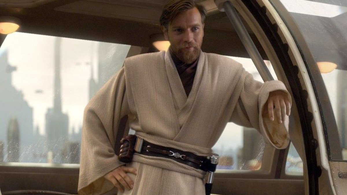 damoviemx's tweet photo. #CHISME
Según el sitio #Cinelinx, #EwanMcGregor podría volver a interpretar a Obi-Wan Kenobi en una serie de #DisneyPlus
Estamos a nada de la #D23, así que prendan veladoras y usen los calzoncillos de la suerte en espera de que este rumor sea verdad. https://t.co/3XBgj3jgmP