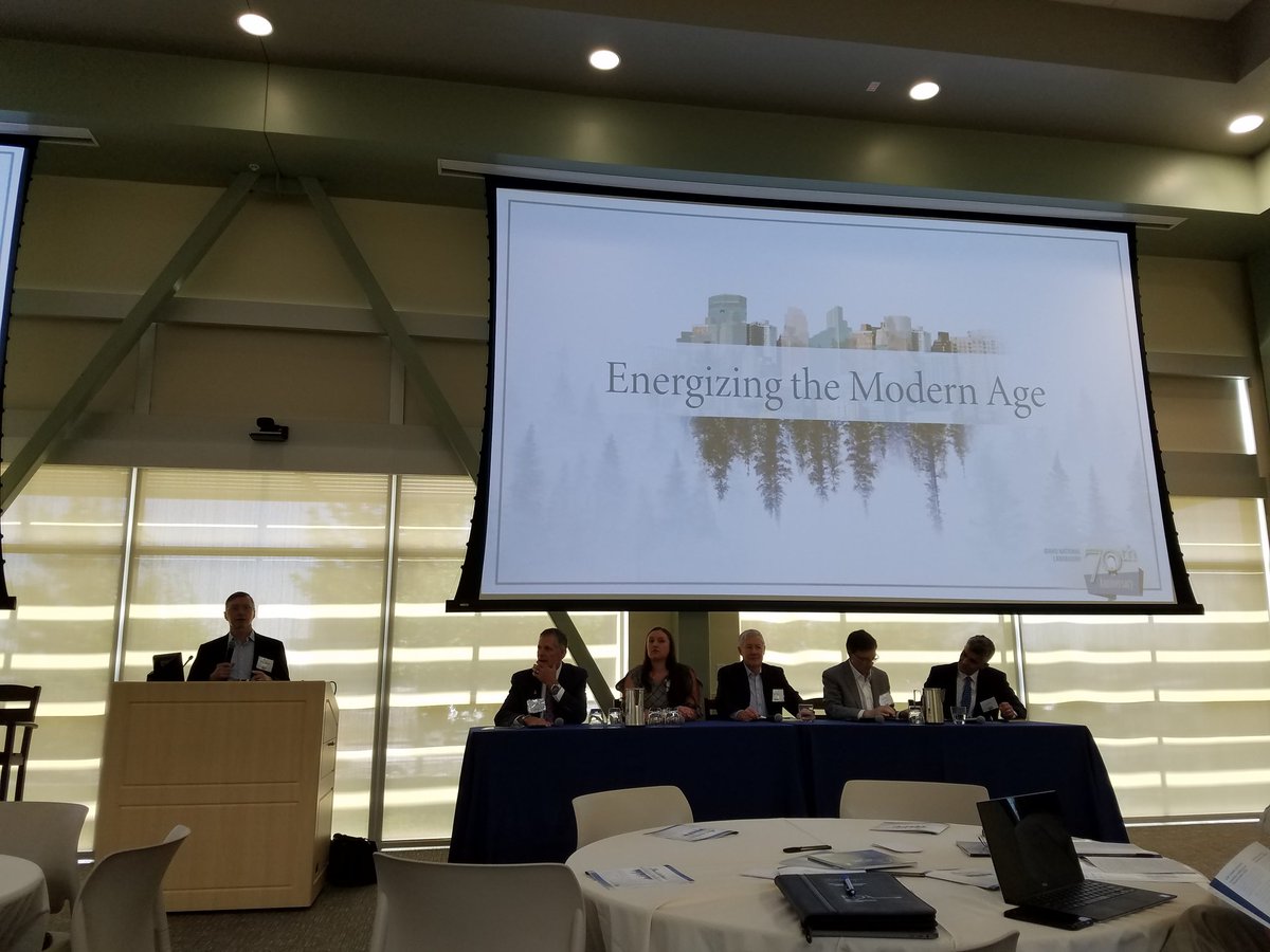 Lori Braase tweet media