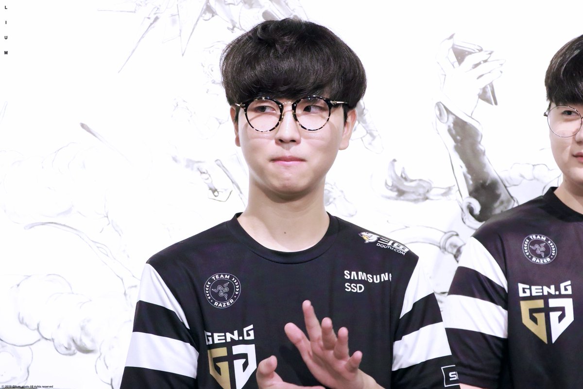 LIUM_PHOTO's tweet photo. 190803 JAG vs Gen.G Roach 로치 김강희
#GenG #젠지 #Roach #로치 #김강희 https://t.co/VB7iyRskBm