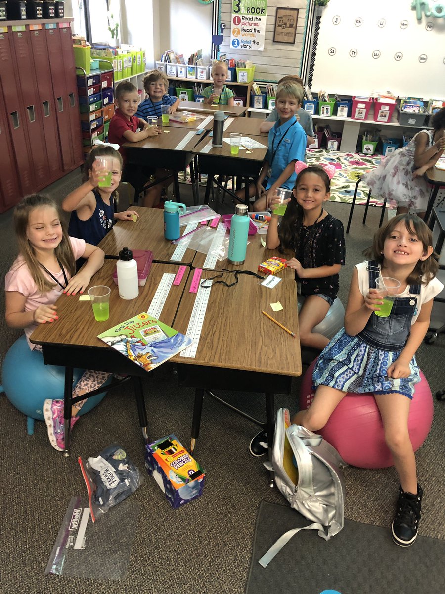 Cotton1st's tweet photo. First day of first grade for these babes and the jitters are G-O-N-E!  #storyofmason https://t.co/0KzMRxLQmK